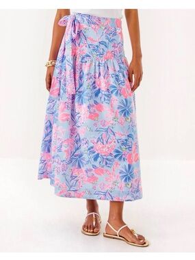 NWT Lilly Pulitzer Corina Cotton Mini Skirt in “Multi Elephant Splash” - Size Lg